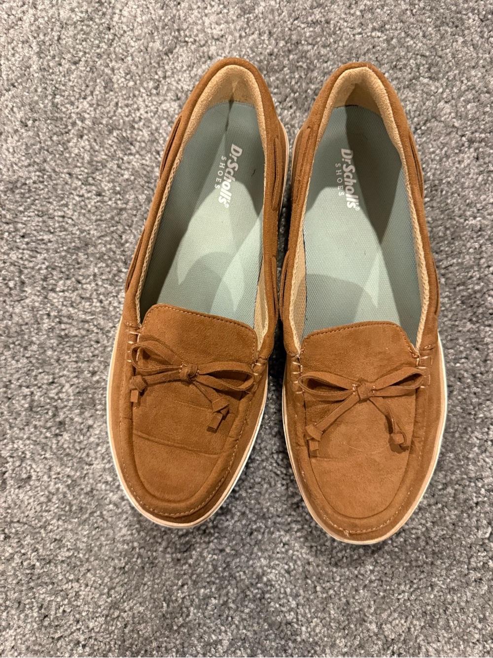 Dr. Scholl's Women's Tan Suede Bow Loafers